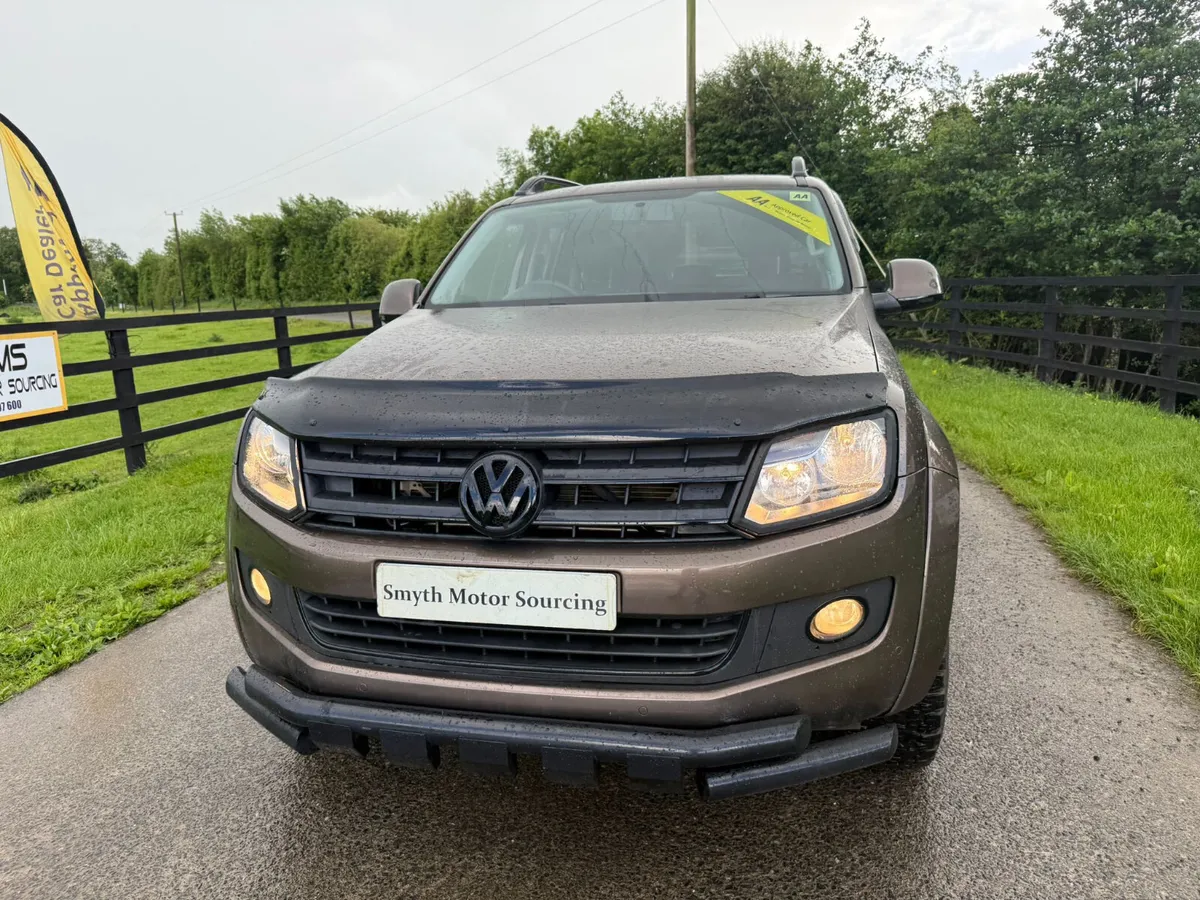 171 Volkswagen Amarok Black Ed*****Mint - Image 3