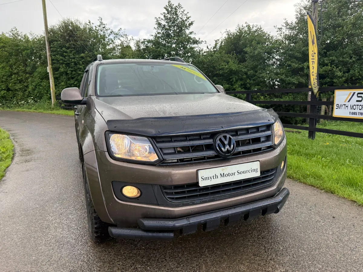 171 Volkswagen Amarok Black Ed*****Mint - Image 4