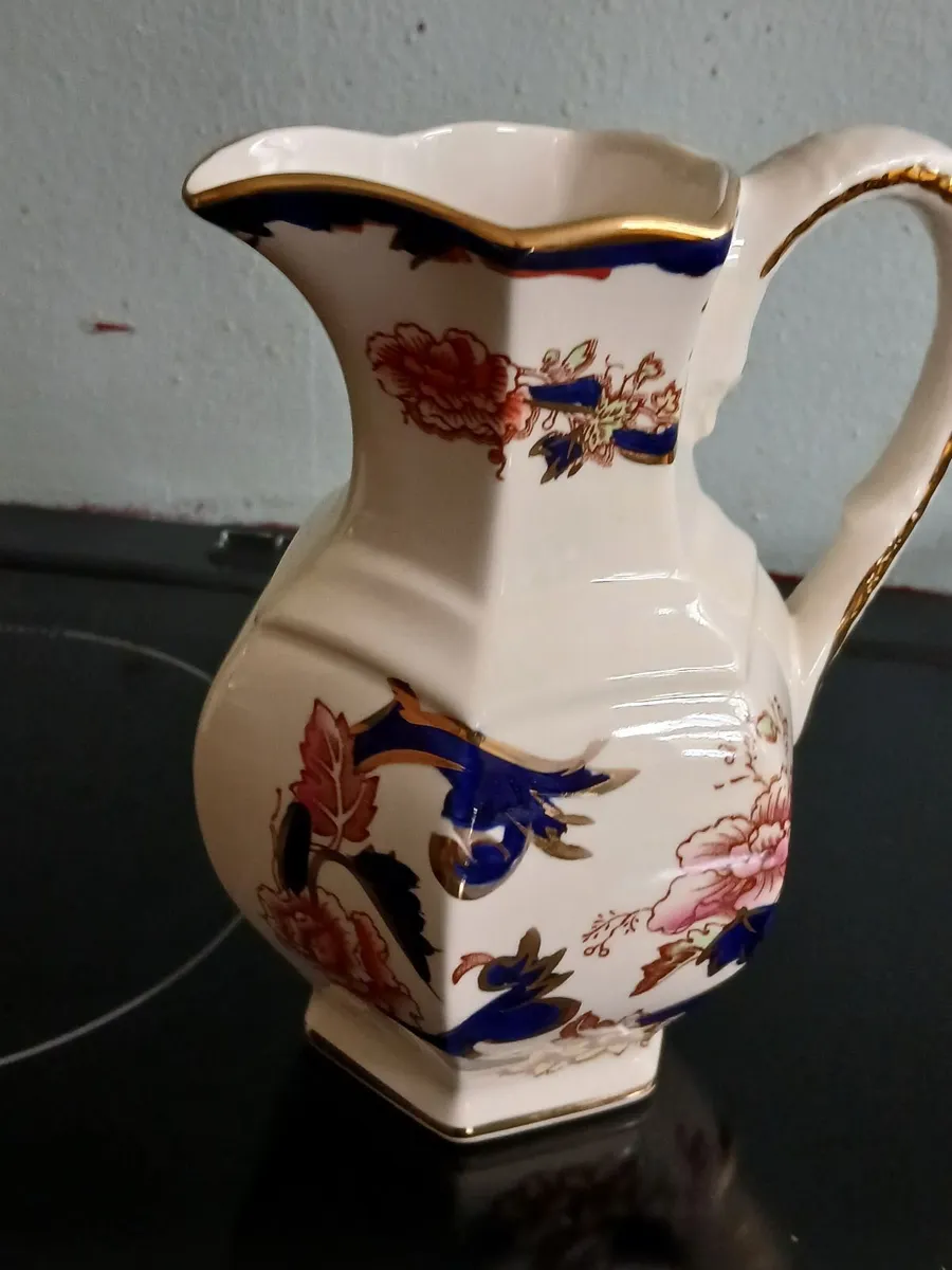 Two Mason's Blue Mandalay Jugs - Image 3