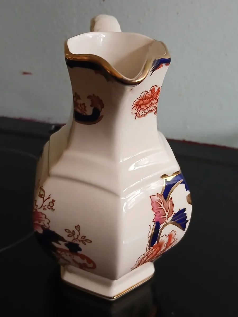 Two Mason's Blue Mandalay Jugs - Image 4