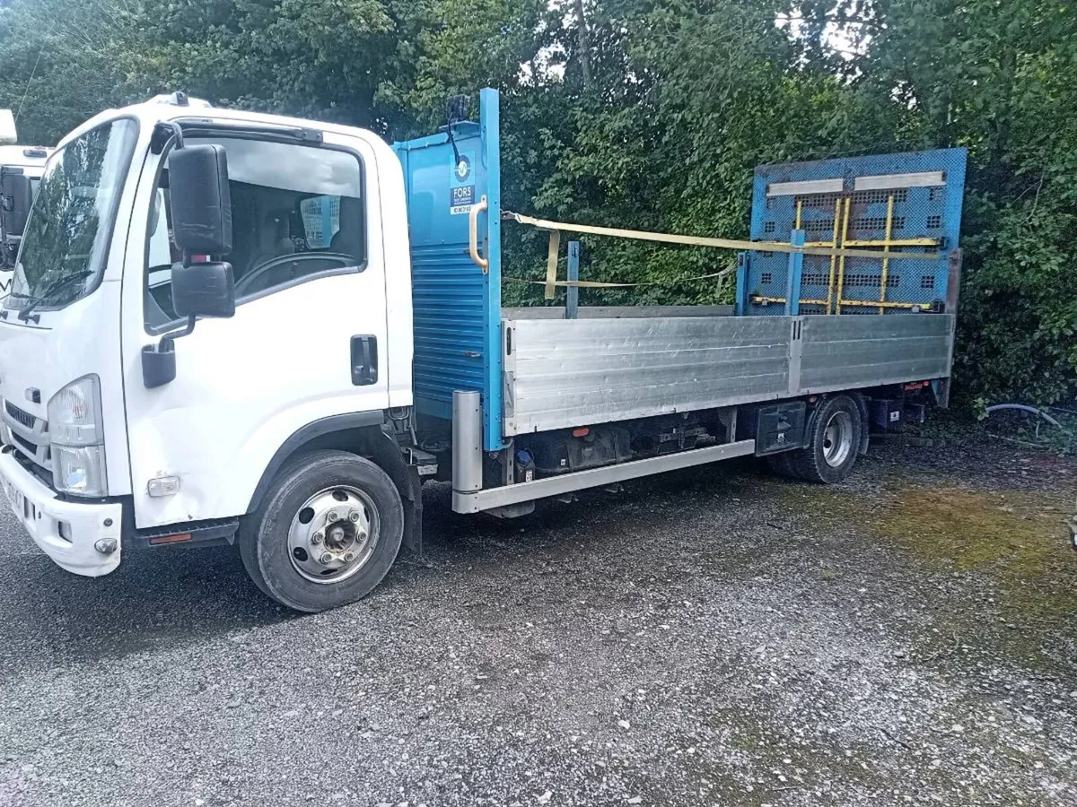 Isuzu forward N75 - Image 1