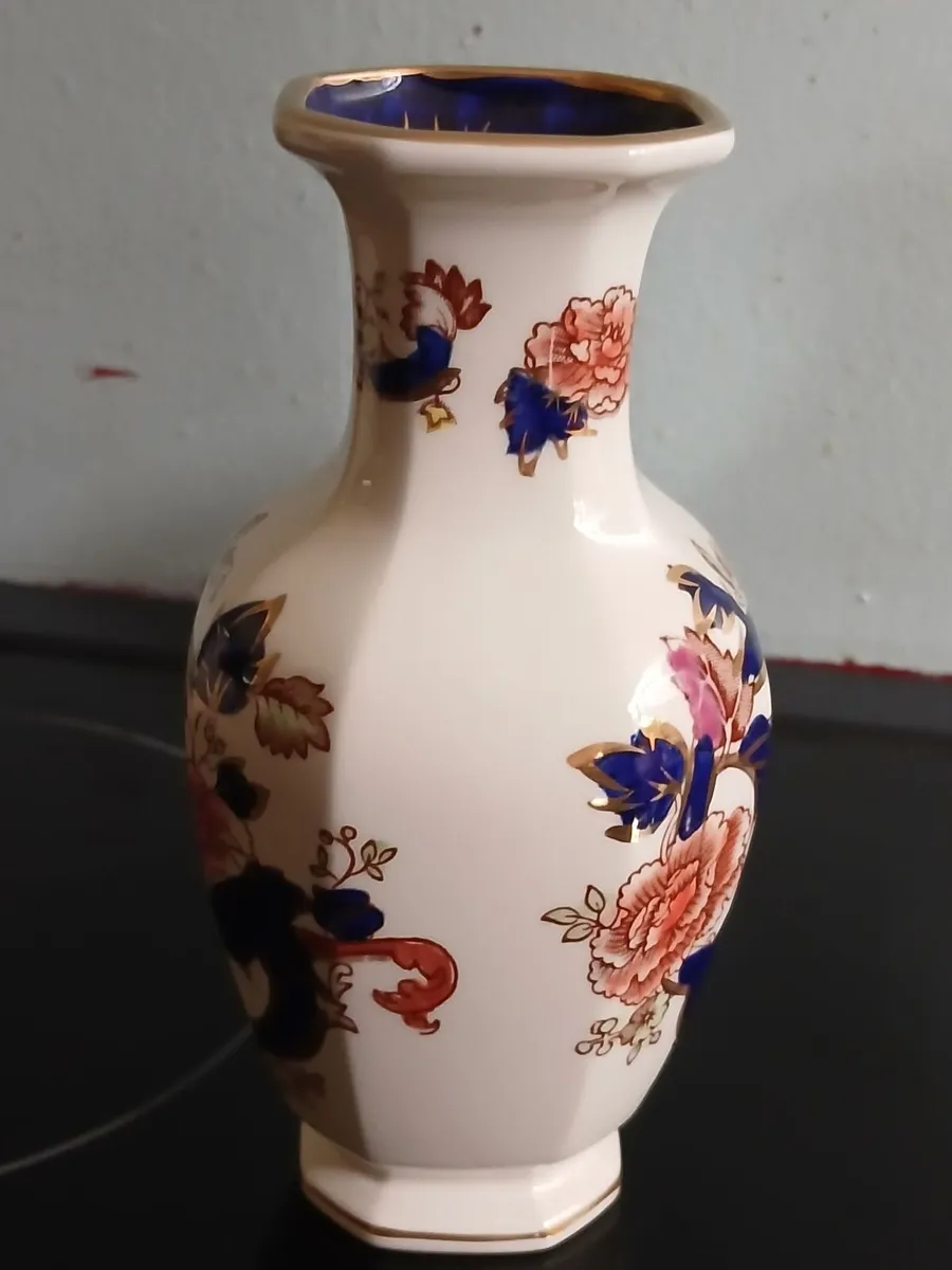 A Pair of Mason's Blue Mandalay Vases