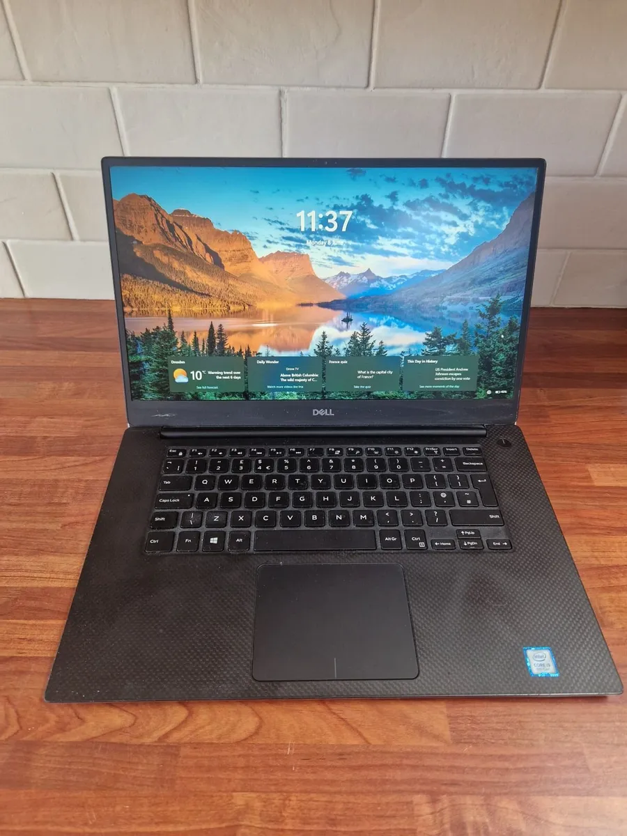 Laptop - Image 4
