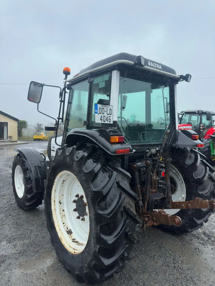 Valtra 700 - Image 3