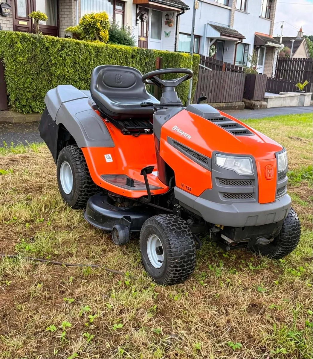 Husqvarna ride on mower - Image 2