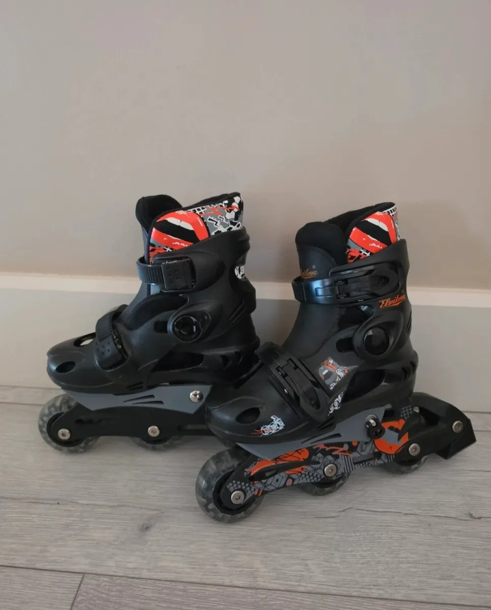 Roller skates - Image 1