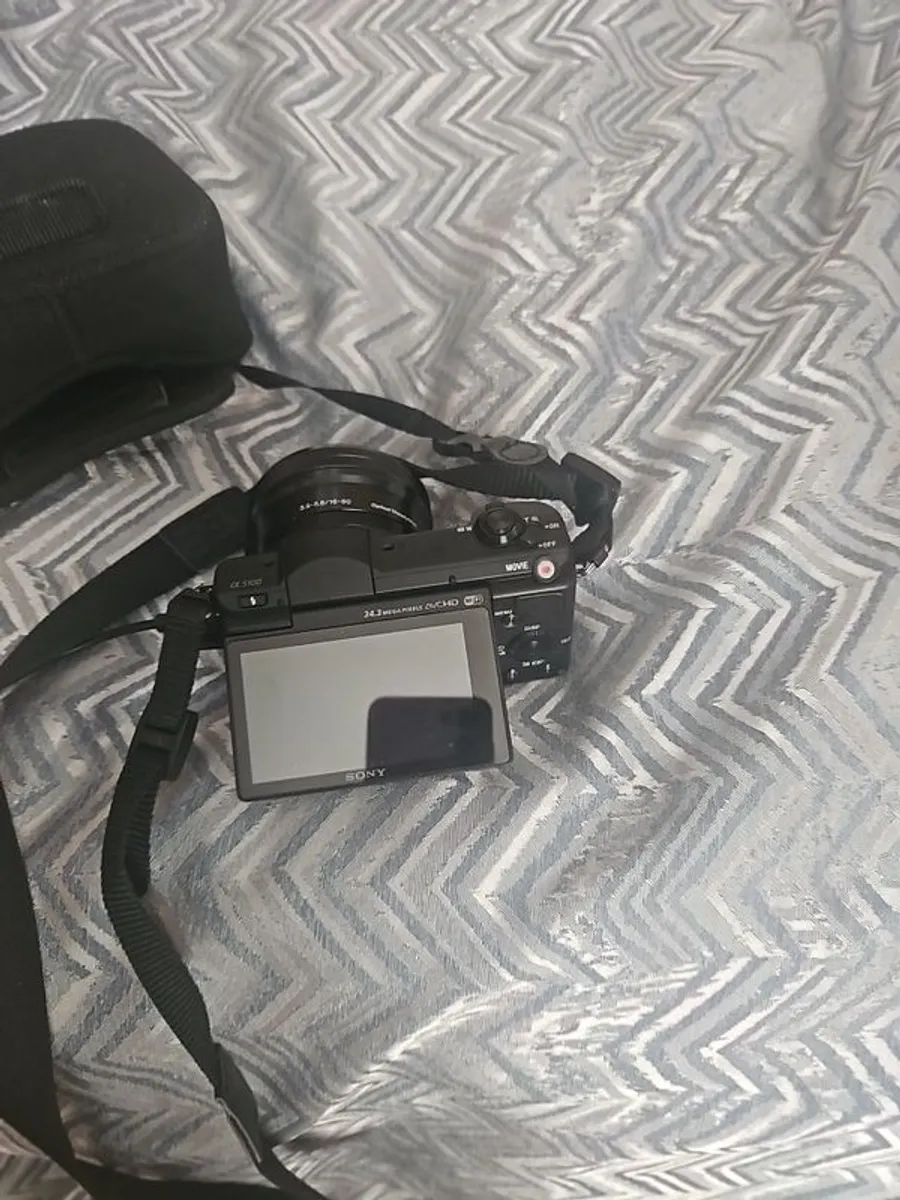 sony a5100 digital camera - Image 3