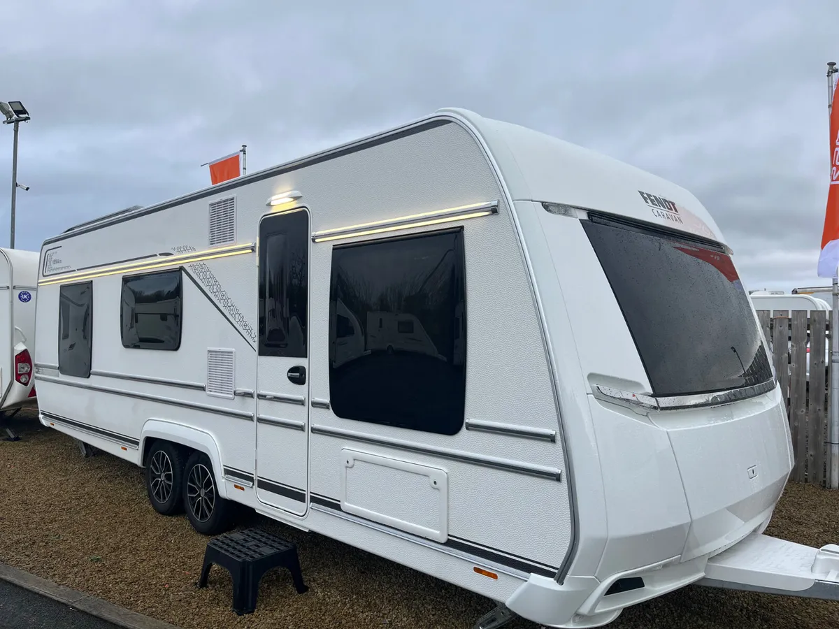 2024 FENDT 700 VIENNA 5/6 BERTH MINT LUX CARAVAN - Image 1