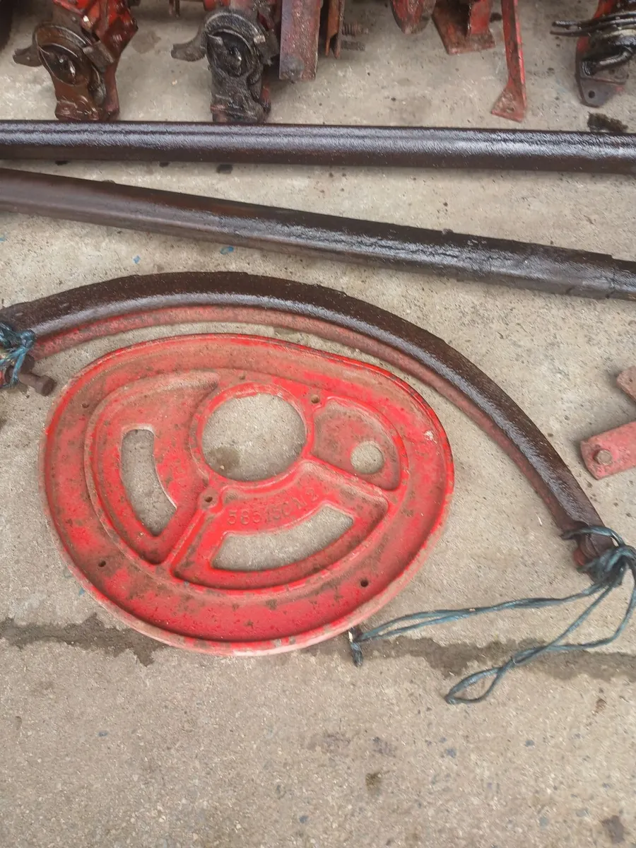 Massey Ferguson 124 square baler parts for sale - Image 2