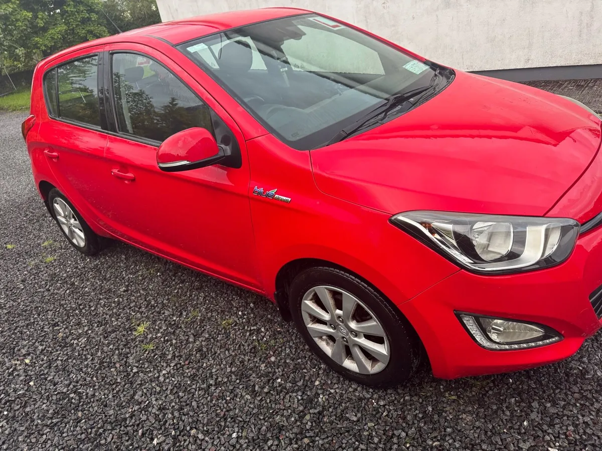 Hyundai i20 diesel - Image 2