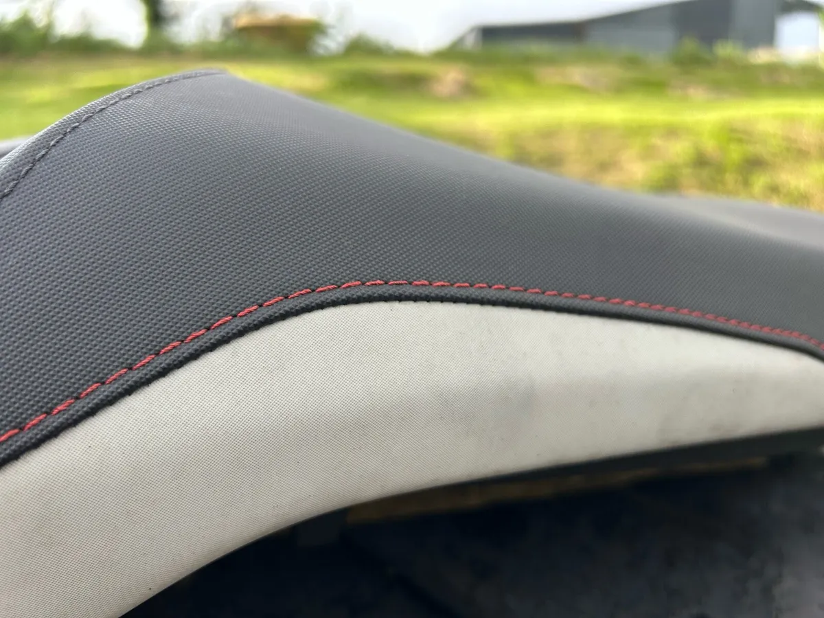BMW gs 1200 seat - Image 4