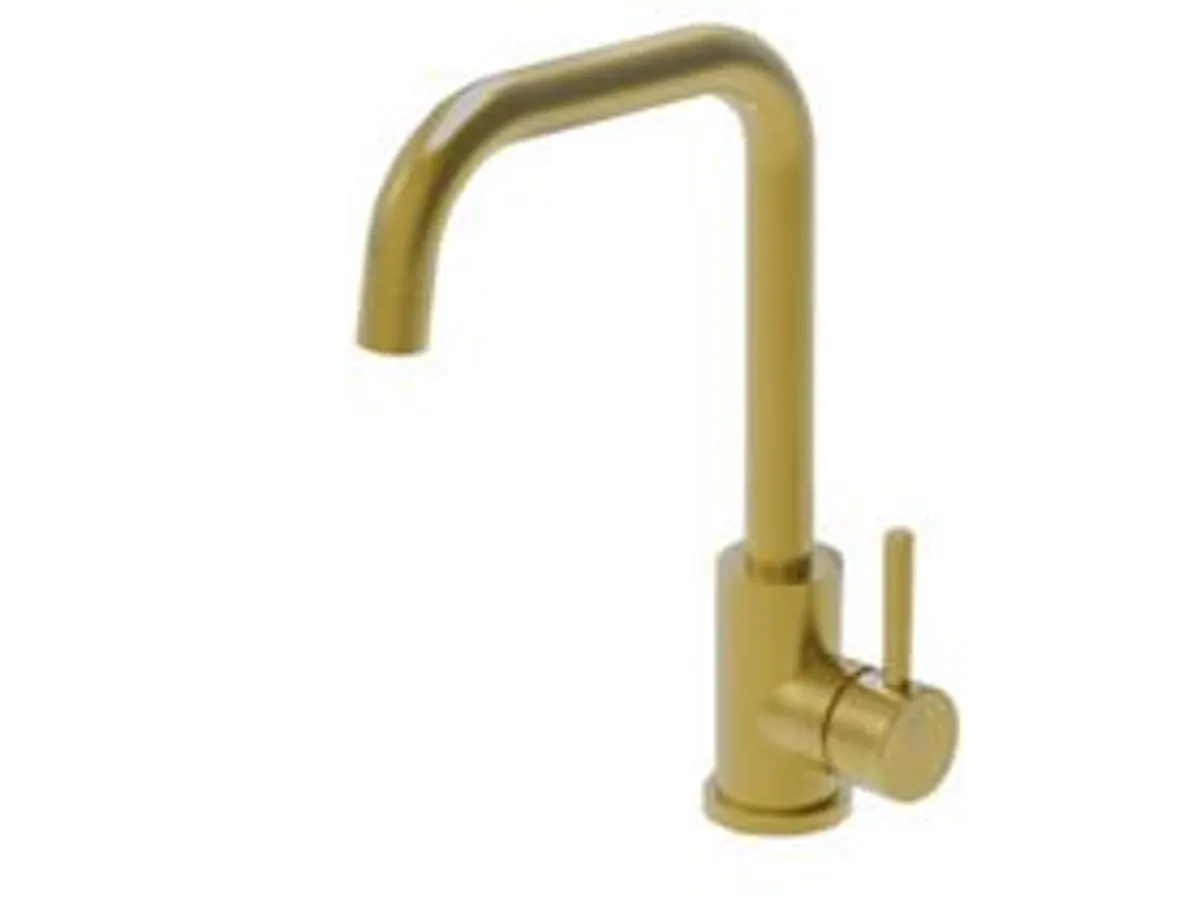 Kitchen tap supply & fit - Image 4