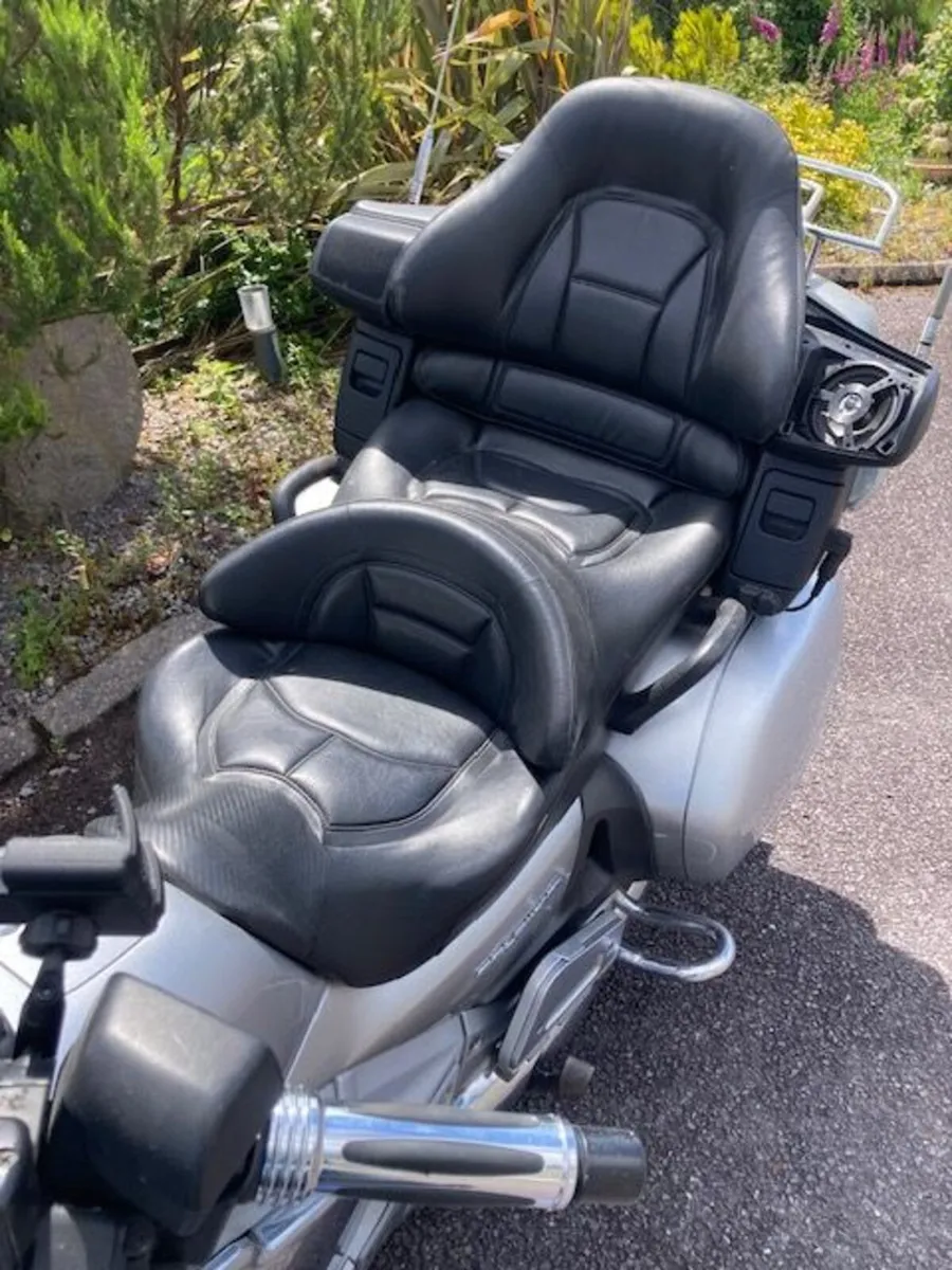 Honda Goldwing - Image 2