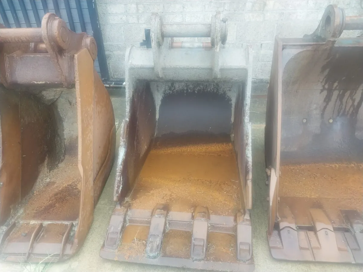 Digger bucket's - Image 1