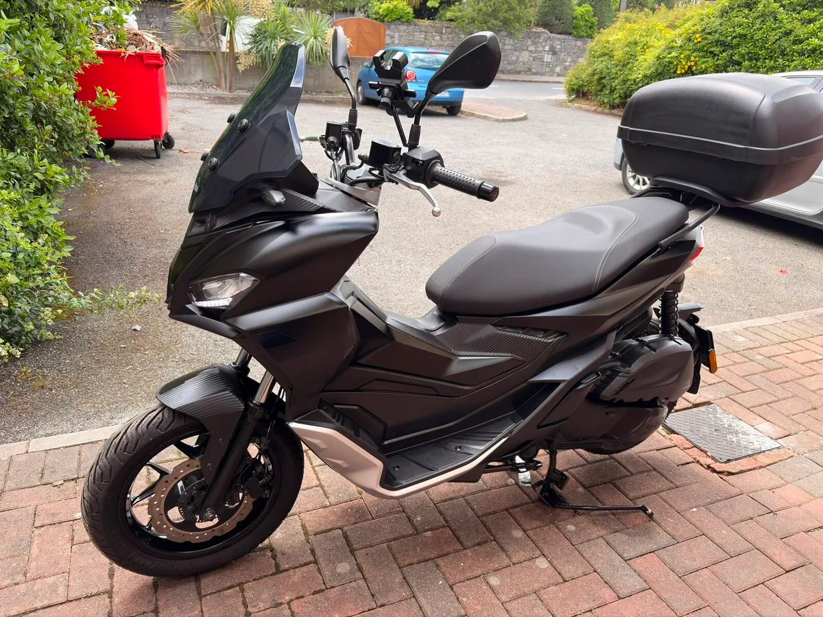 Aprilia moto bike - Image 3