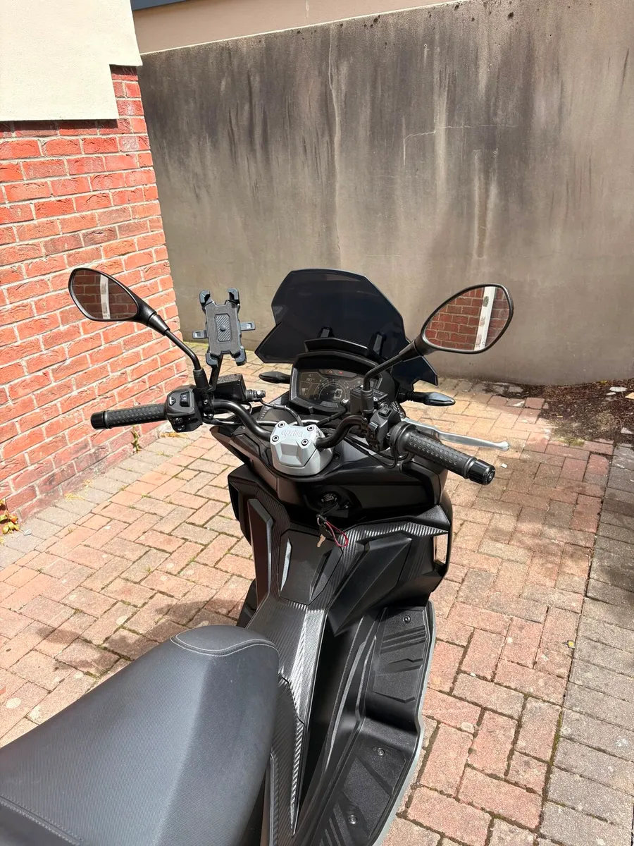 Aprilia moto bike - Image 4