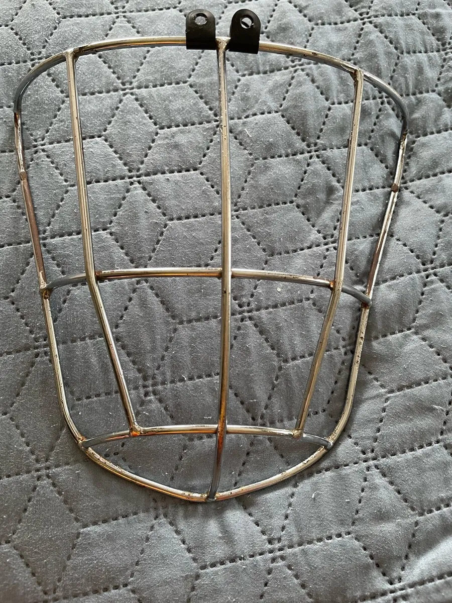 Oldstyle face guard - Image 1