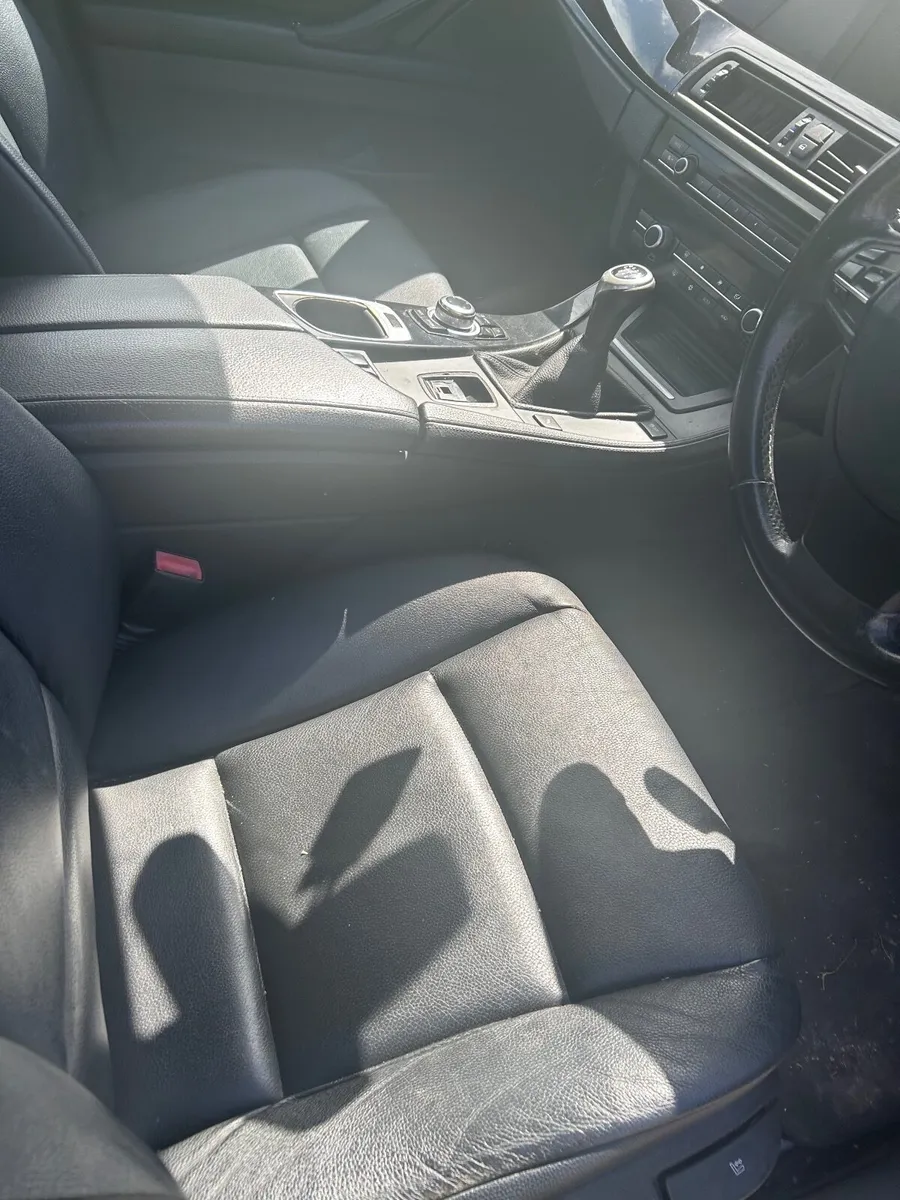 Breaking BMW 5 series F10 sport 6sp manual - Image 1
