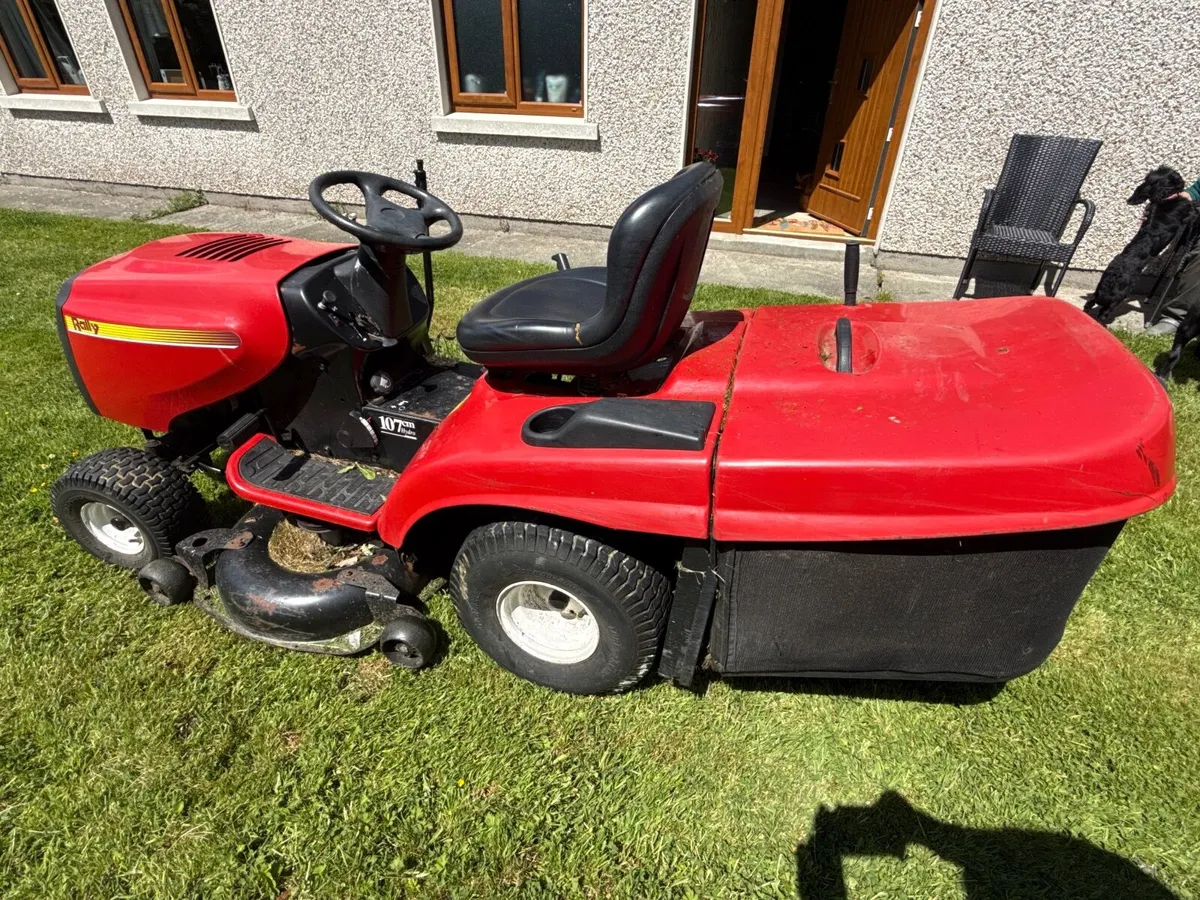 Ride on lawnmower - Image 3