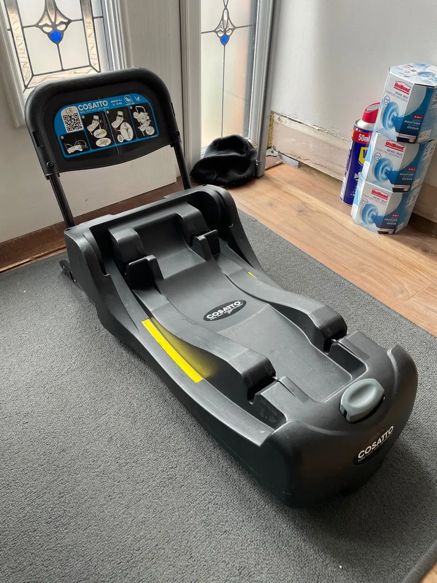 Cosatto Port ISOFIX Base - Image 1