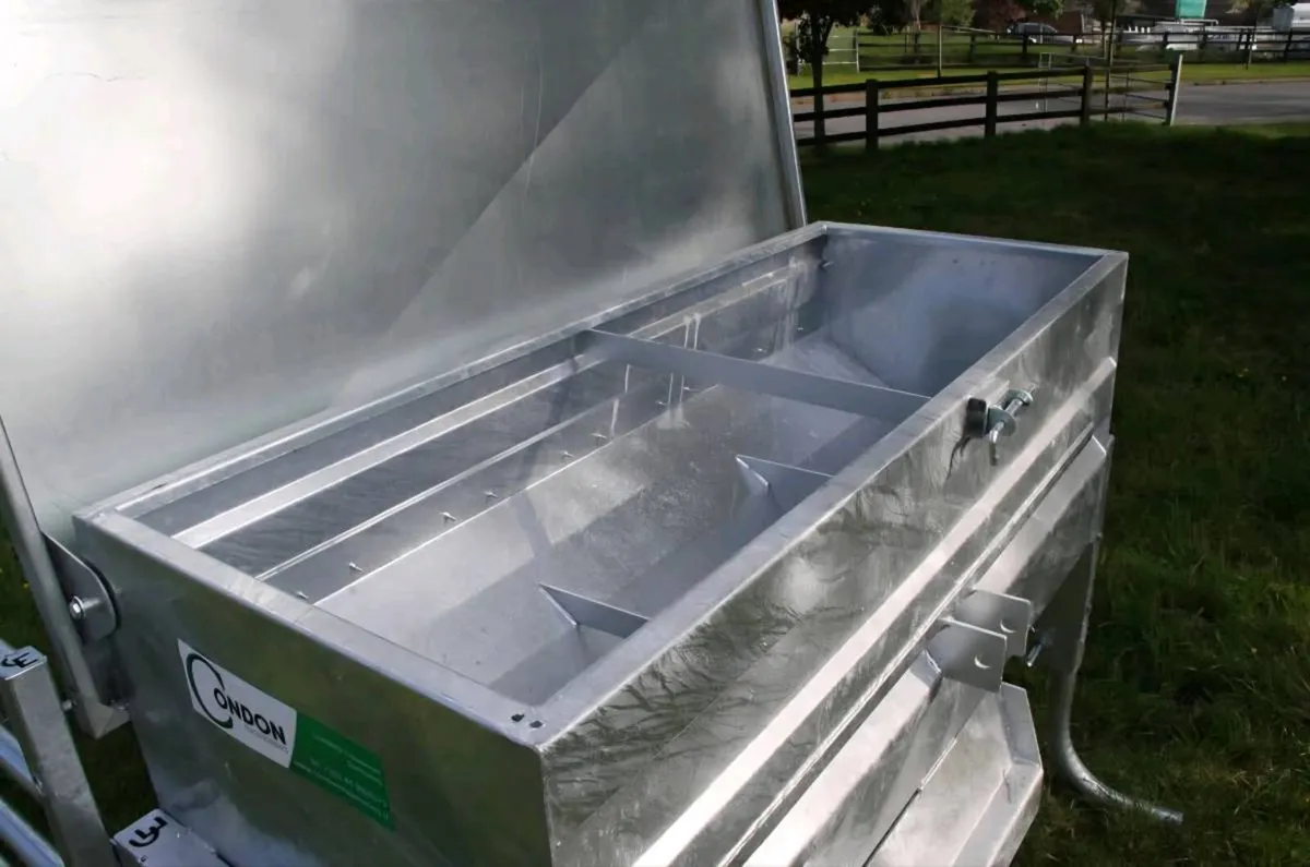 Condon Calf Creep Feeder - Image 2