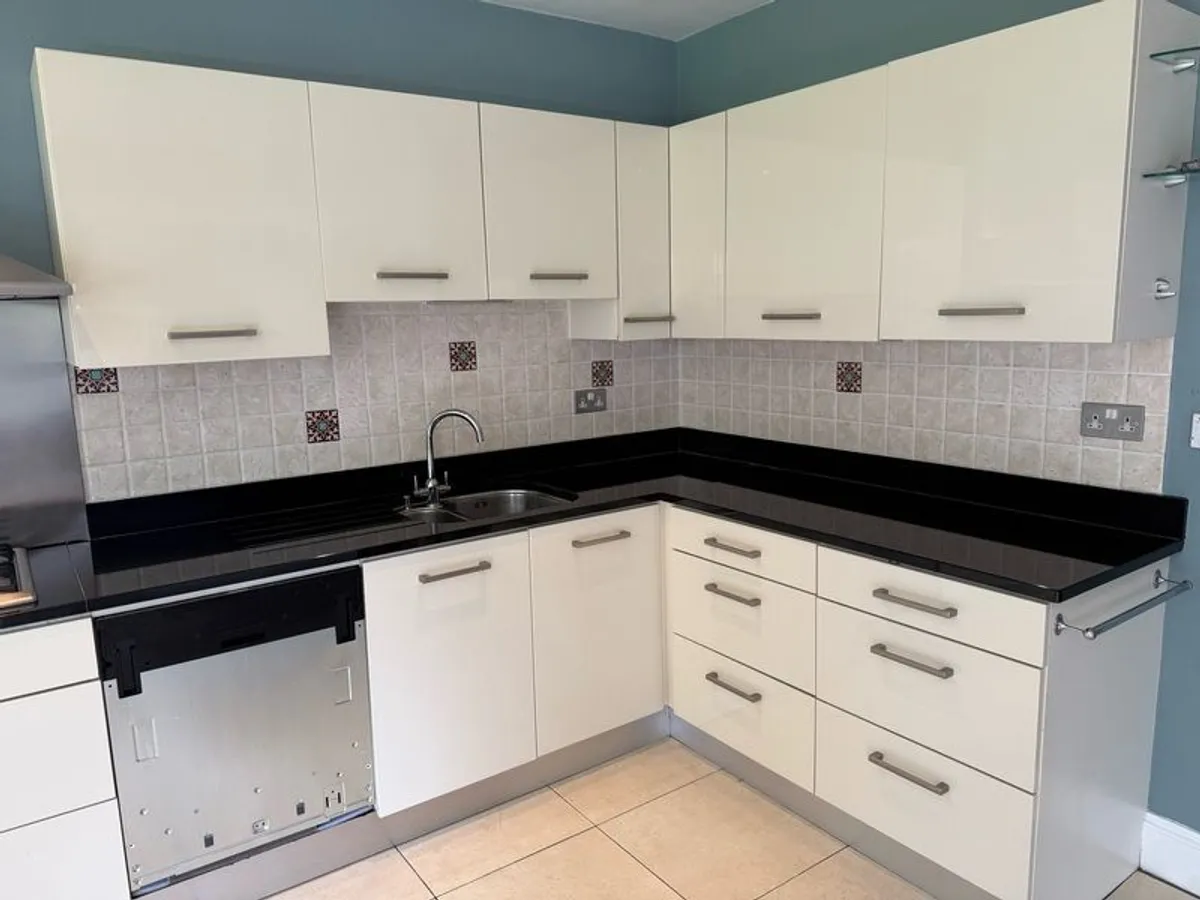 Complete Fitted Kitchen with Neff Appliances and Stone Worktops - Image 4