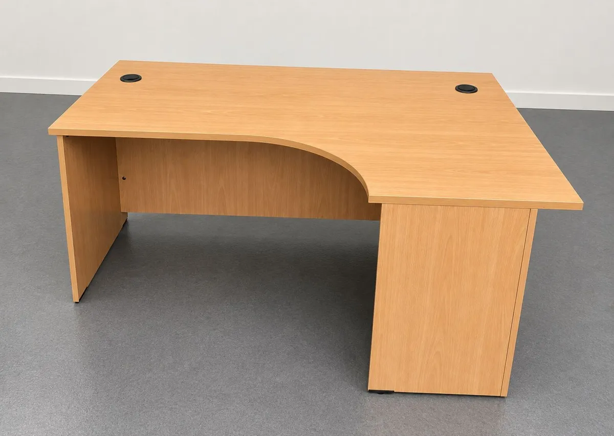 Desk - Image 2