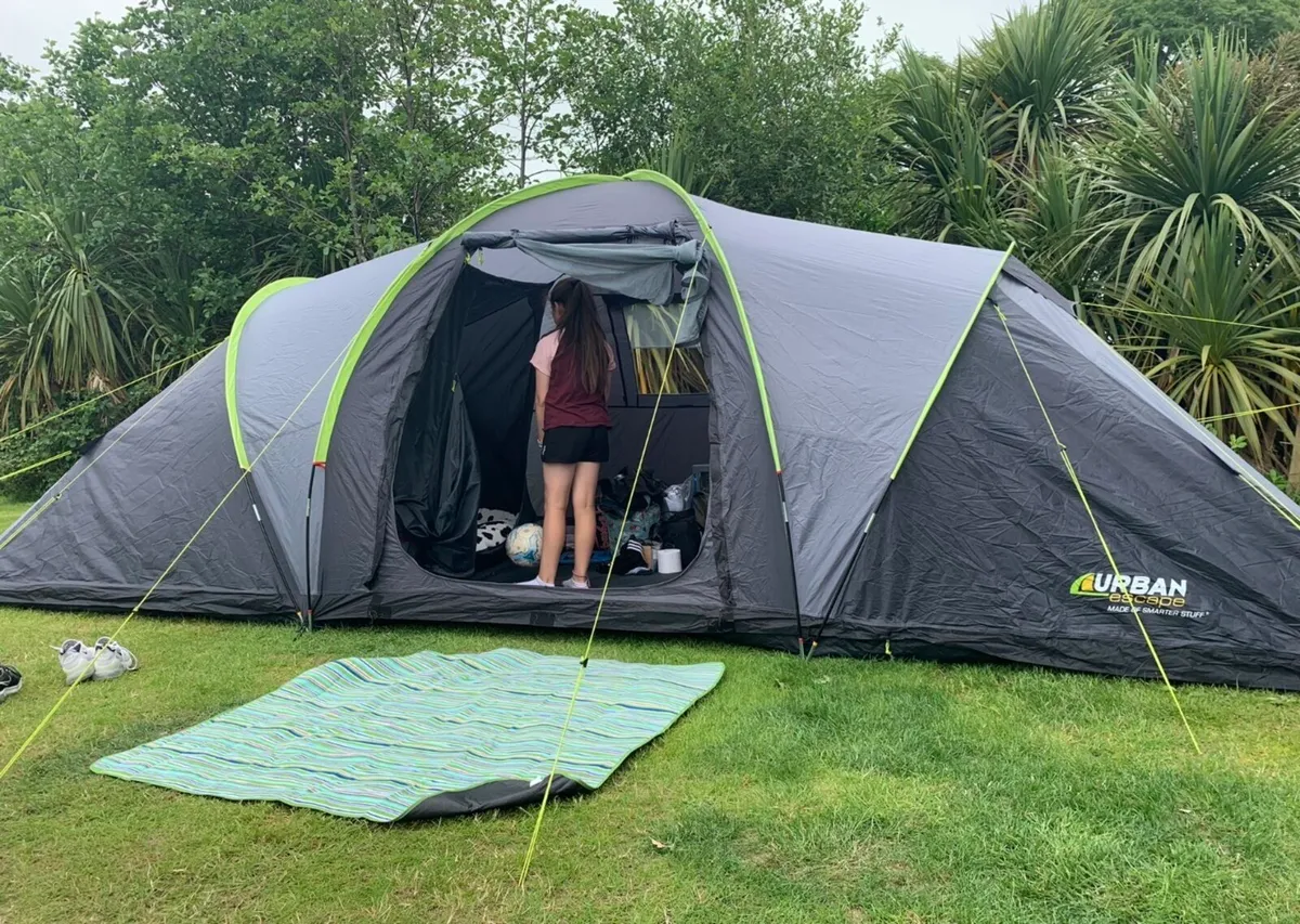 Urban 6 man tent - Image 3