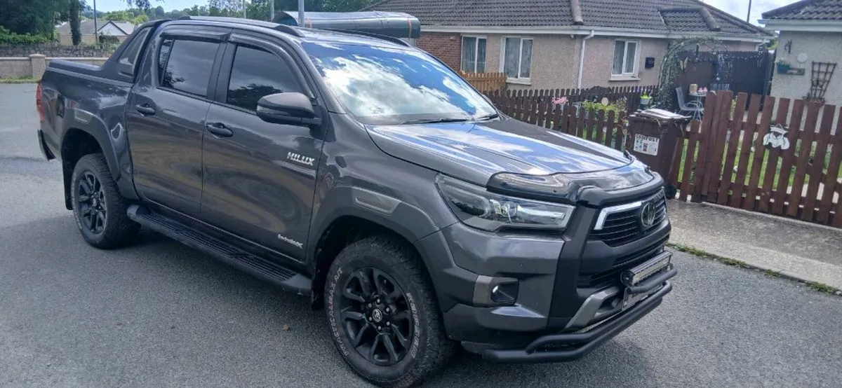 Toyota hilux x model.231 - Image 1