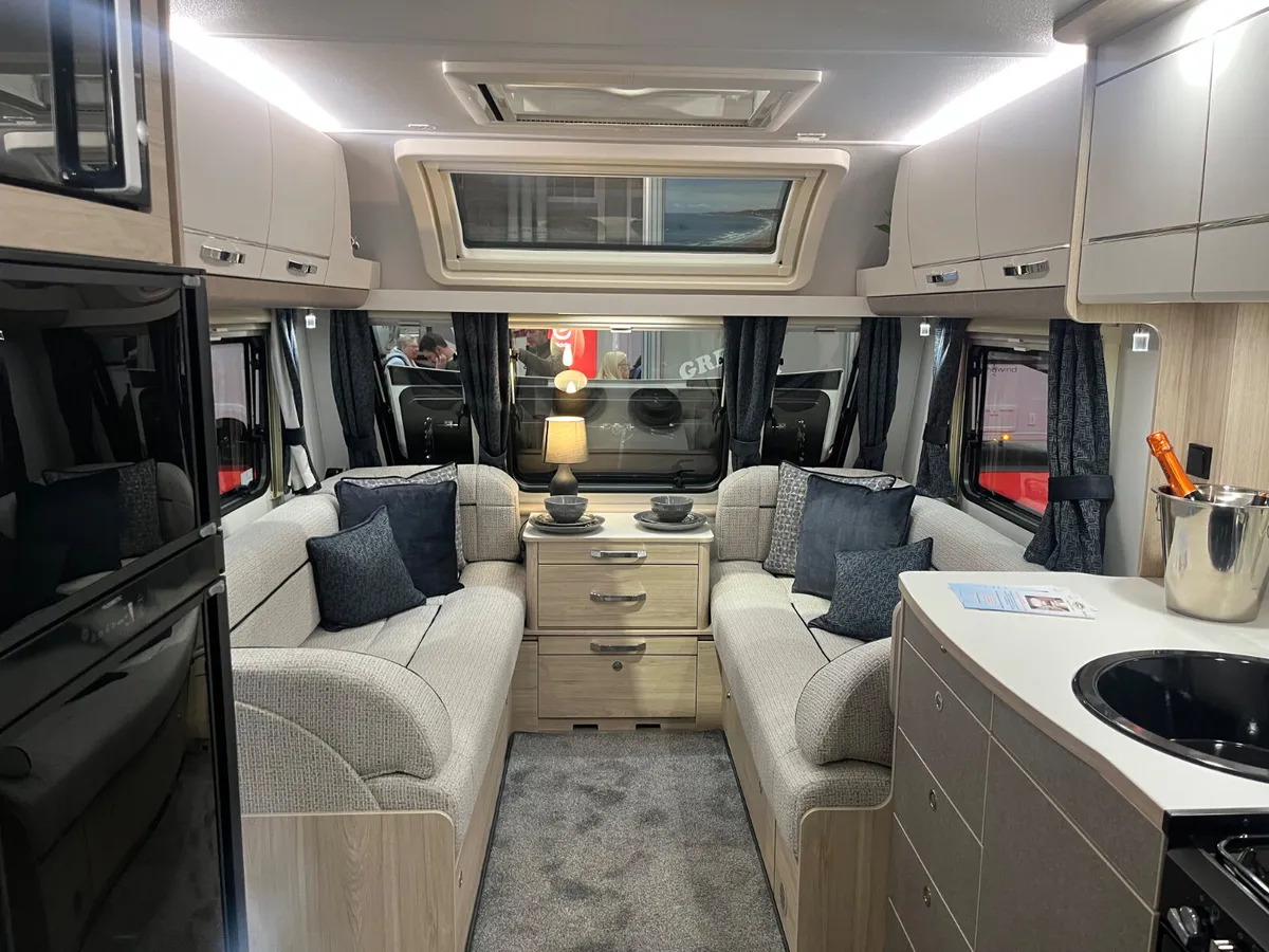 NEW 2026 ELDDIS CHATSWORTH 6/7 BERTH 8FT - Image 4