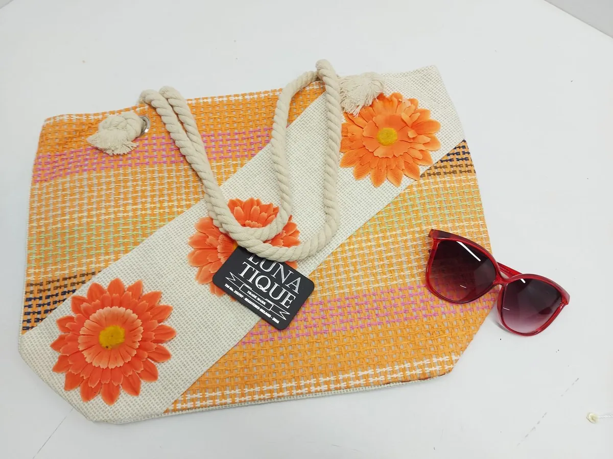 Premium Accessories Auction - Image 3