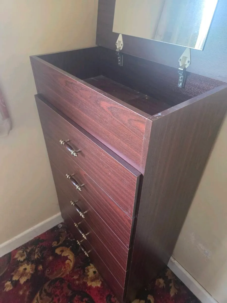 House contents - Image 4