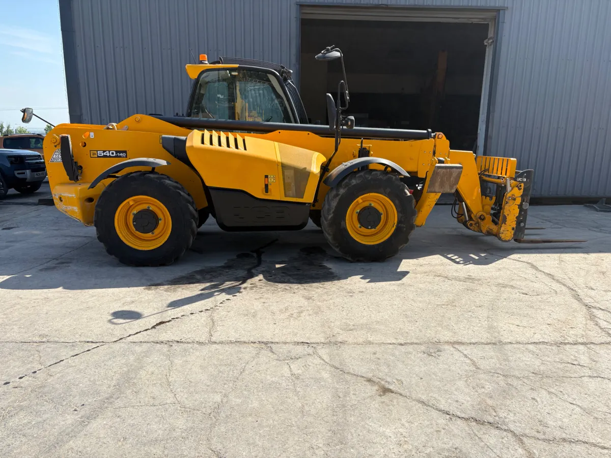 JCB 540-140 HIVIZ - Image 2