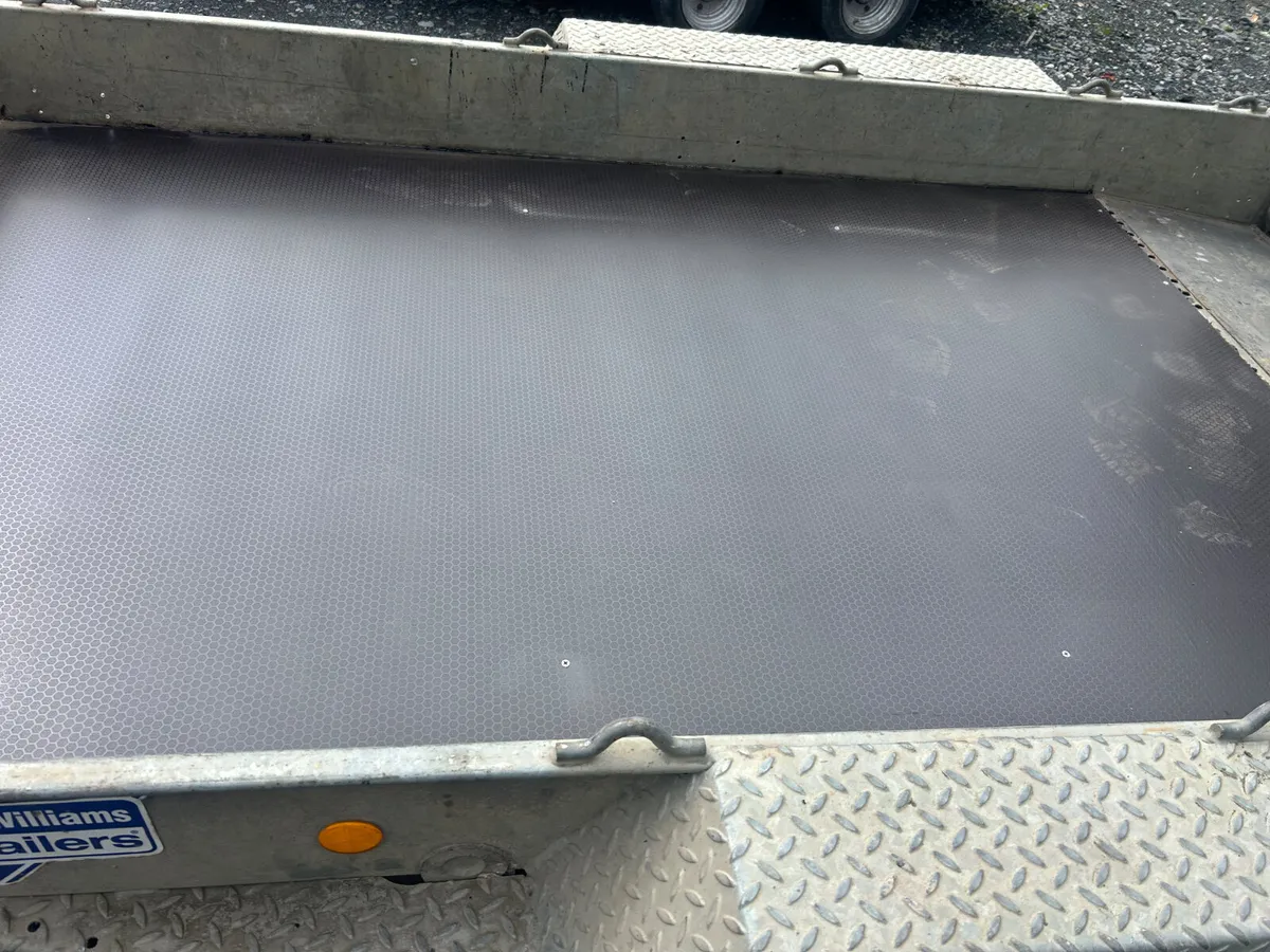 2022 Ifor Williams 10x5.4 Gh1054 Plant Trailer - Image 3