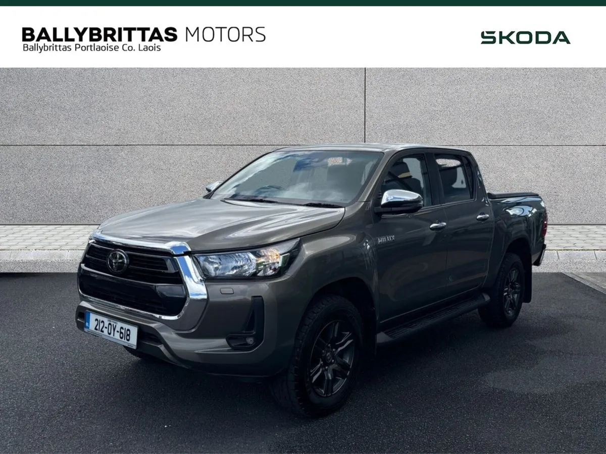Toyota Hilux 2.4 Double Cab - Image 2