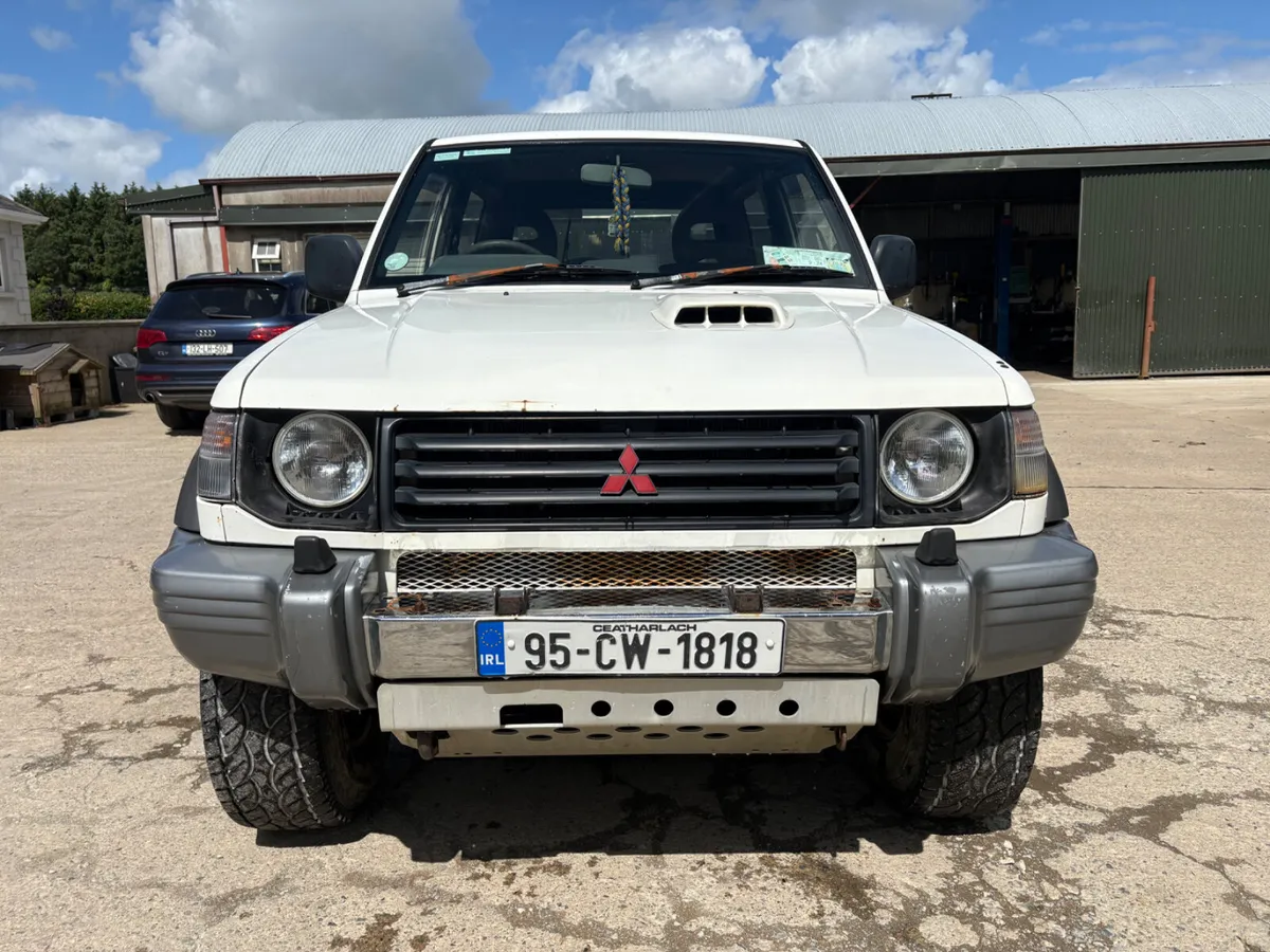 1995 Mitsubishi Pajero SWB 2.8 READ AD - Image 2