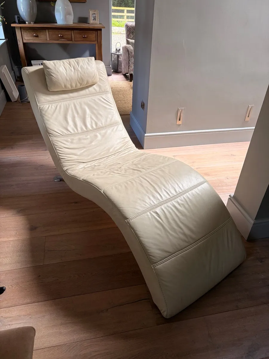 Italian Leather Chaise Lounge - Image 2