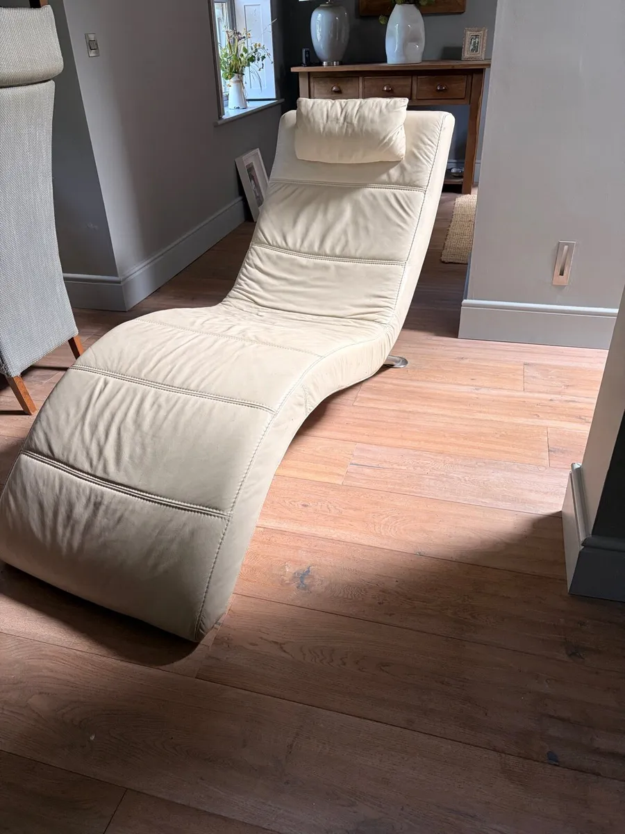 Italian Leather Chaise Lounge - Image 3