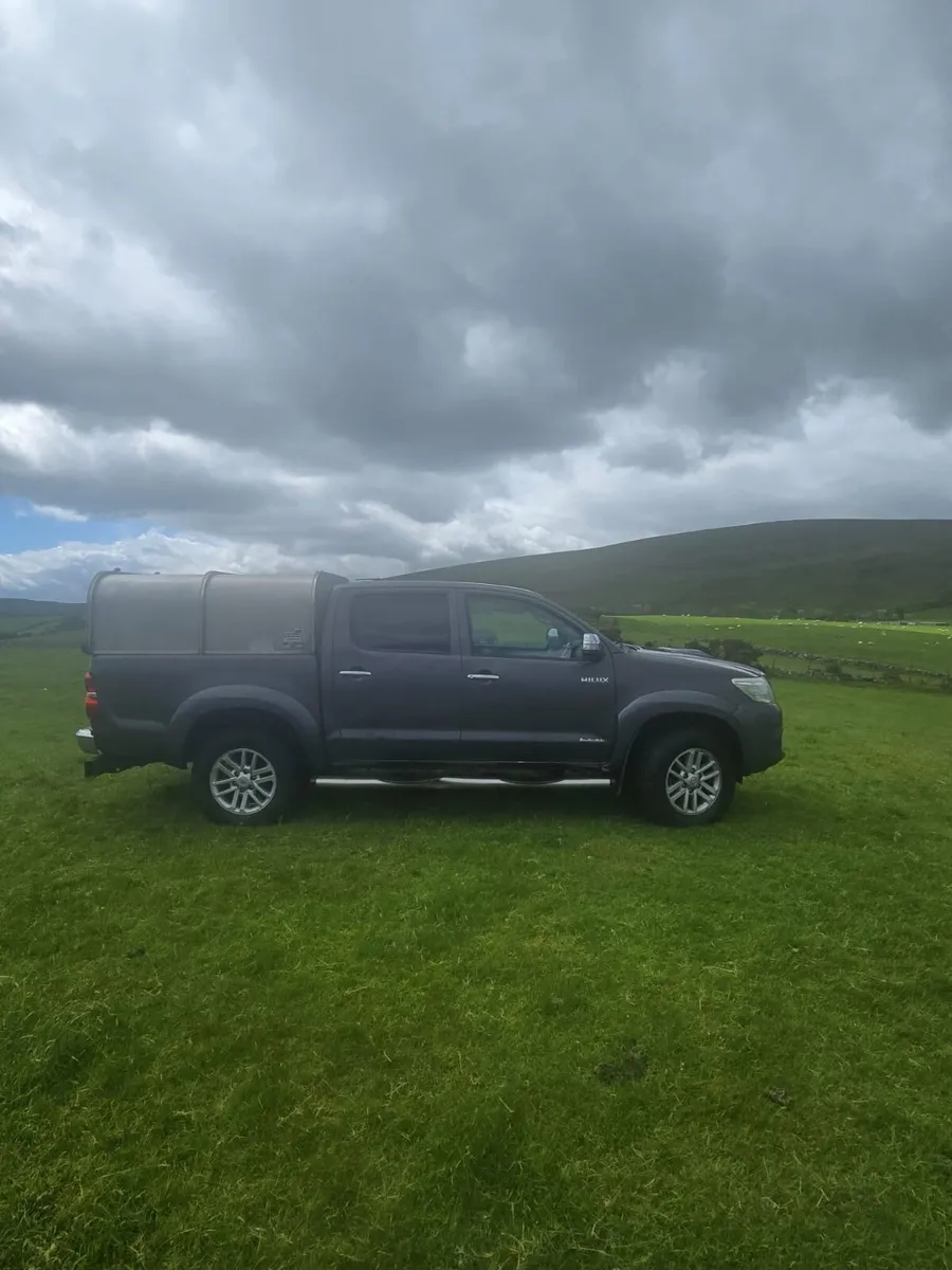 Toyota Hilux - Image 3