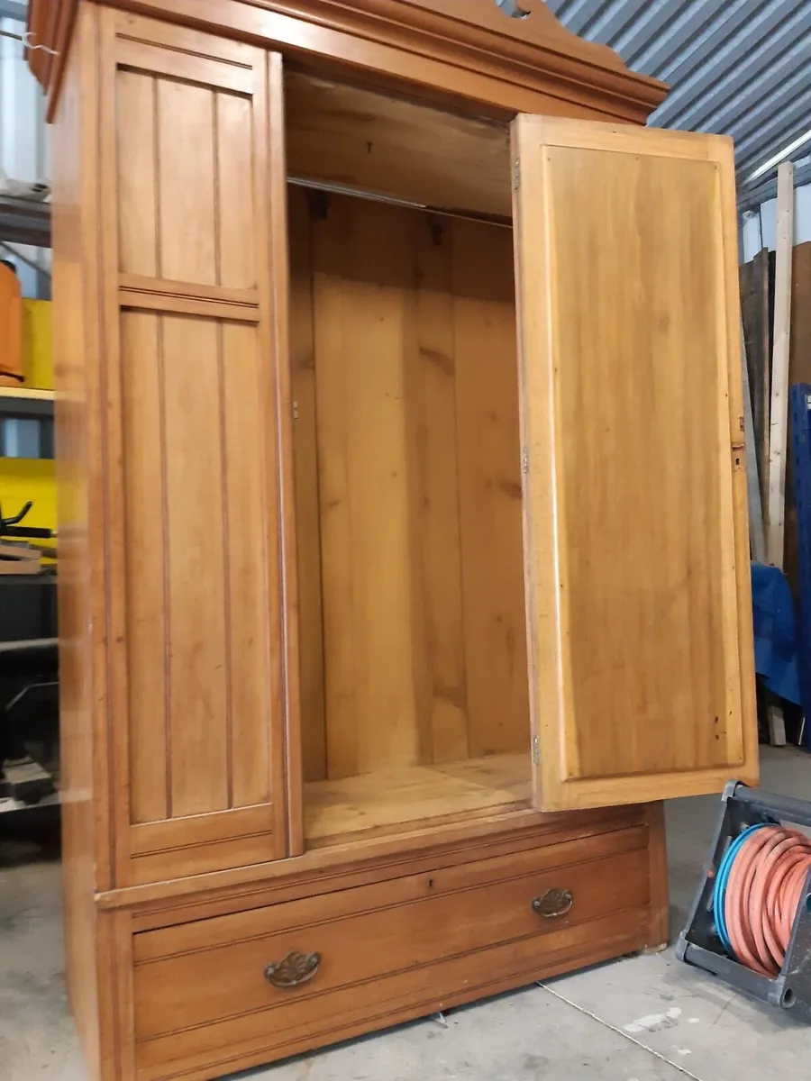 Antique wardrobe - Image 1