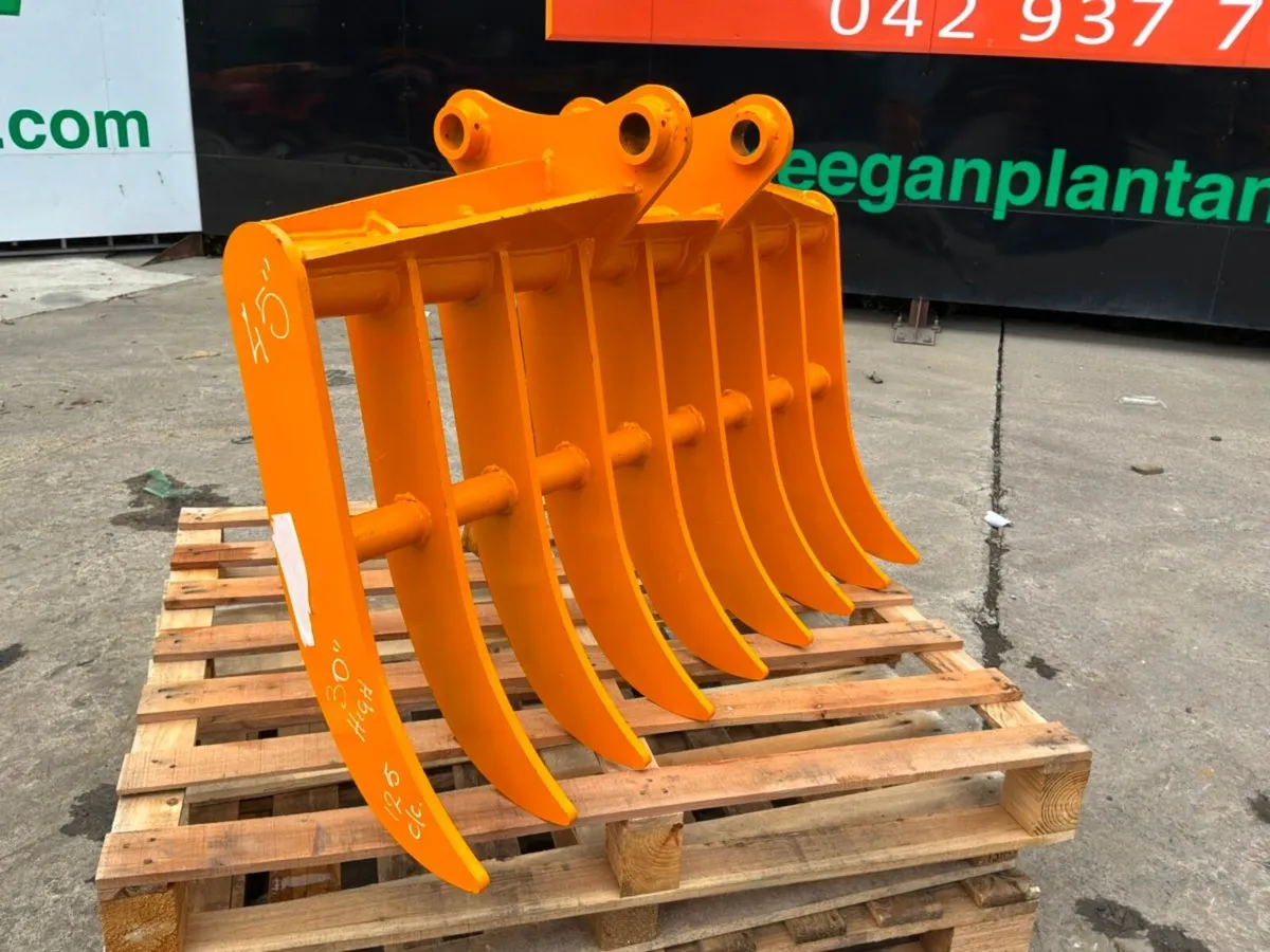 UNUSED 45" LAWN / STONE RAKE....45mm.....3621m - Image 4