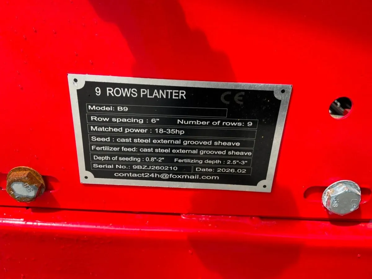 UNUSED 9 ROW GROUND DRIVEN SEED PLANTER. - Image 3