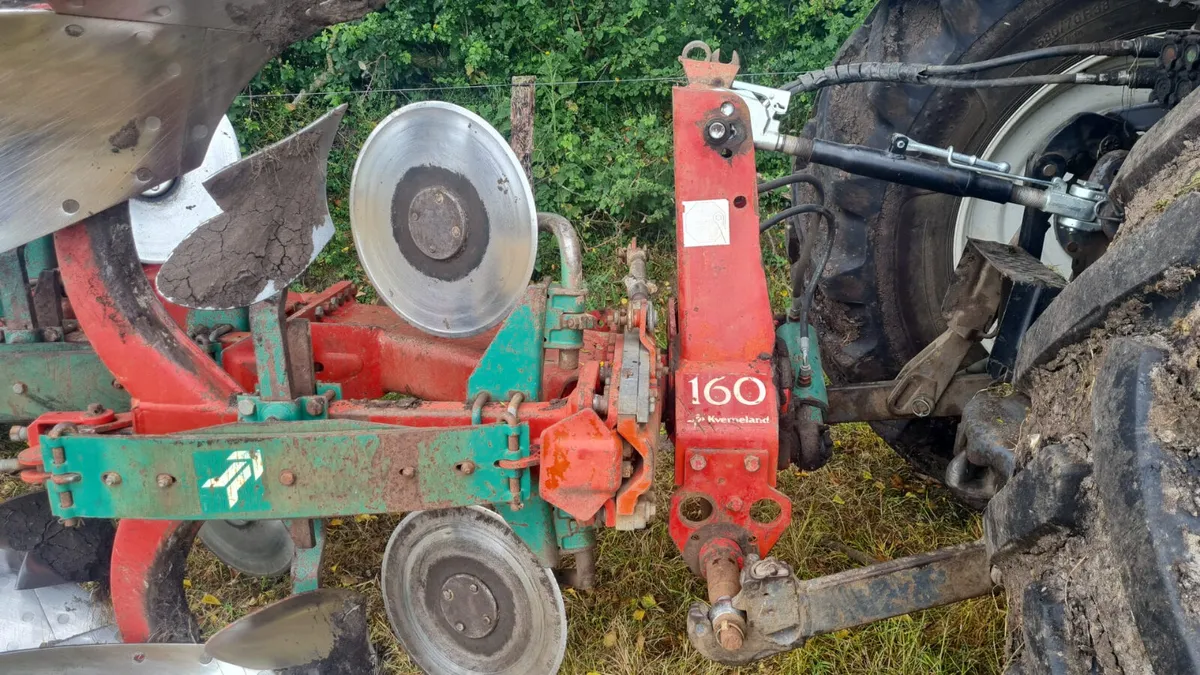 Kverneland 4 Furrow E plough - Image 2