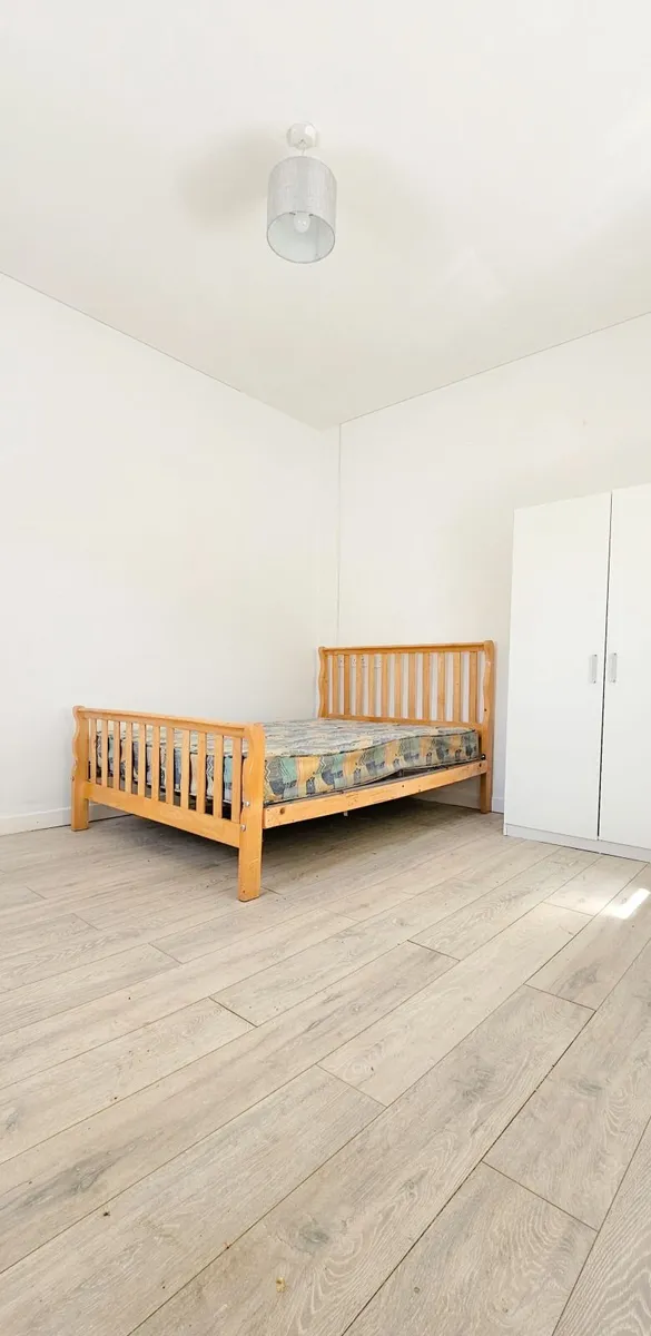 House/Cottage for Sale - Image 4