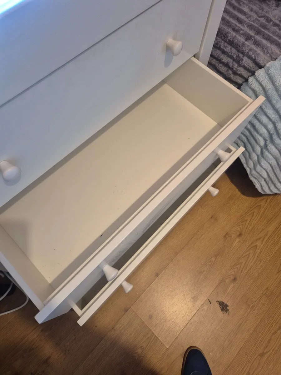 Child bedroom Furniture - Image 3