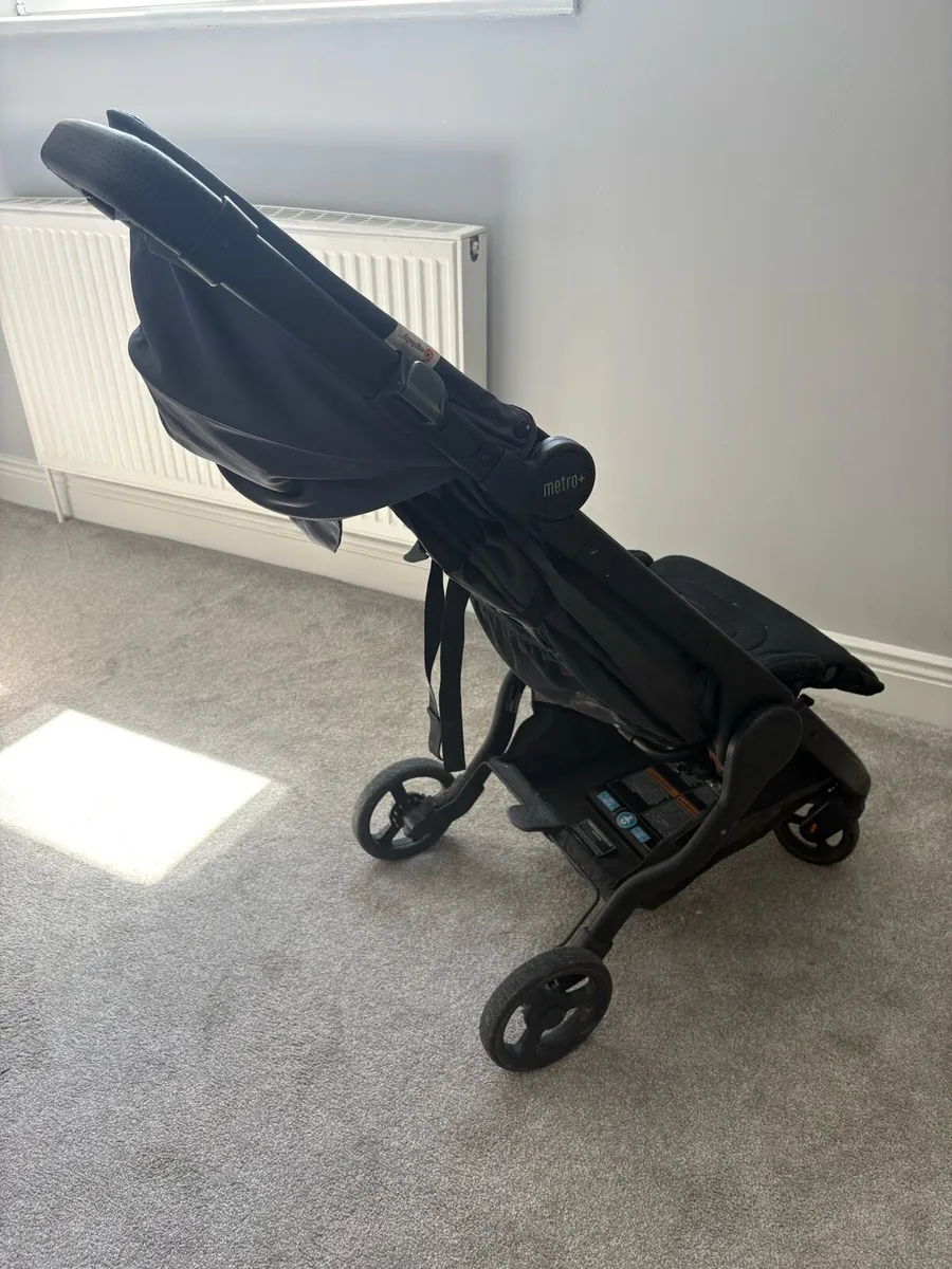 Ergobaby metro+ stroller - Image 1