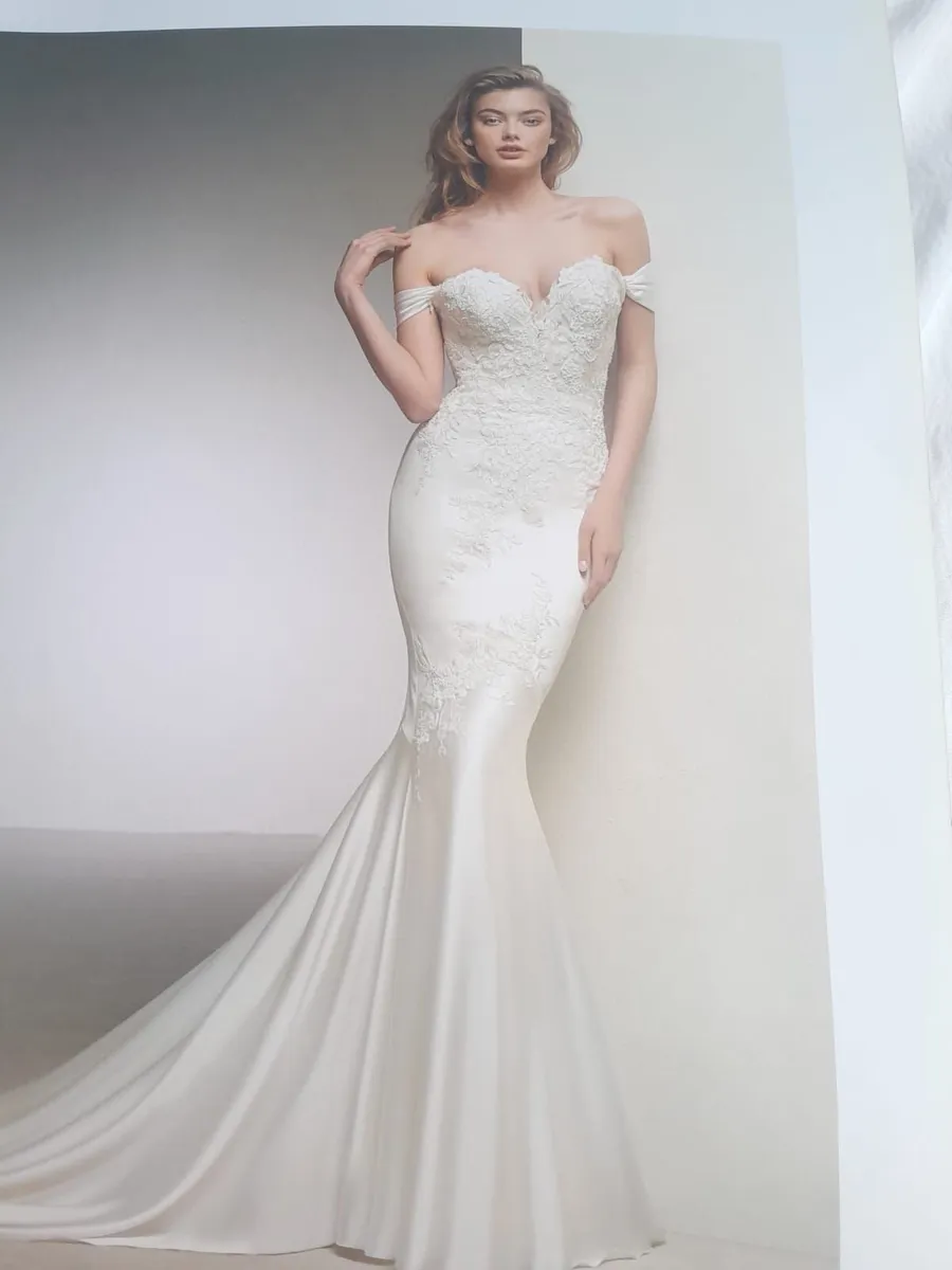 Pronovias Wedding Dress - Image 1