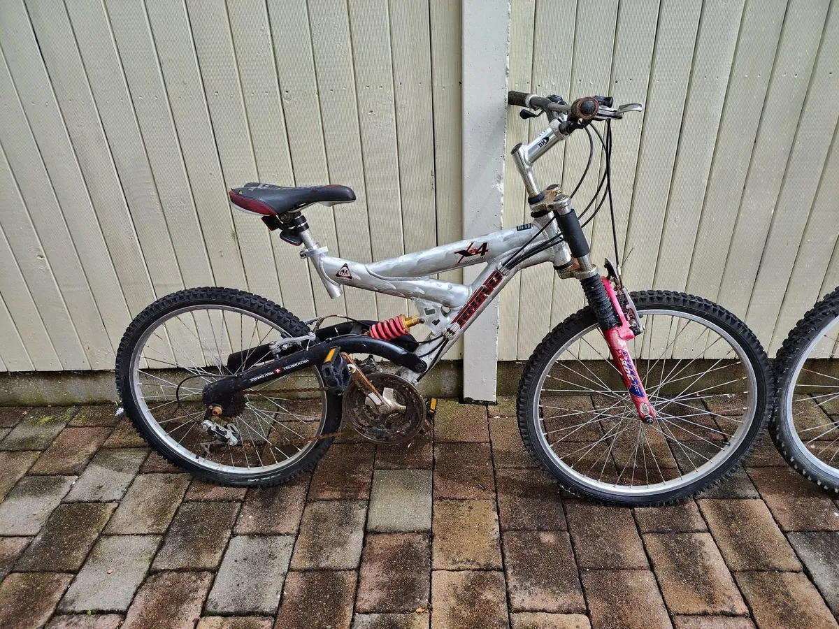 2 Bicycles - Image 2