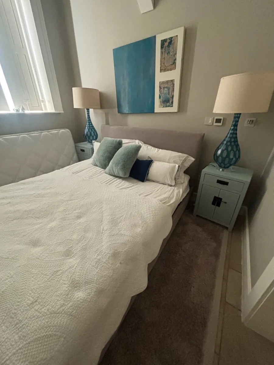 Double bed from Heals of London - Image 2
