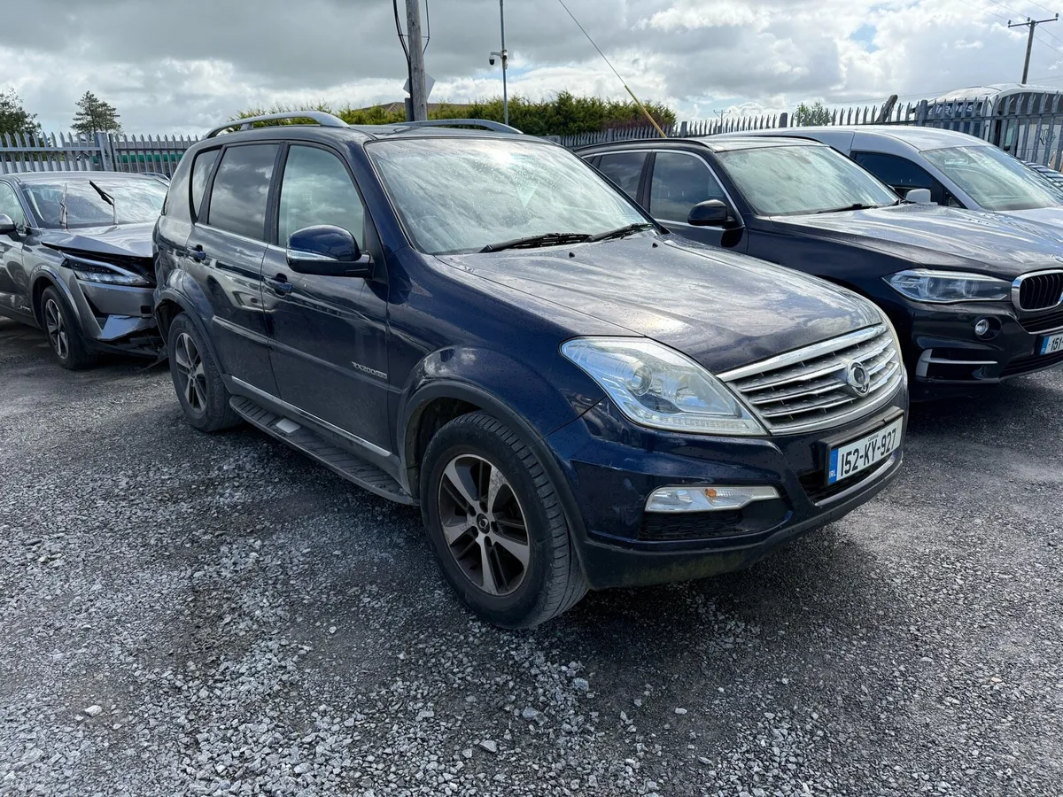 2015 Saangyong Rexton 2.0d 5 seat commercial - Image 1